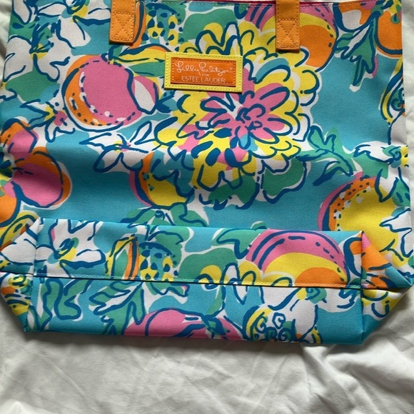 Lilly Pulitzer X Estée Lauder: Colorful Floral Tote Bag- coin/card pouch - Picture 6 of 16